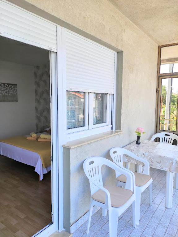 Apartmani Mila A1 & A2 & 3 Trogir Exteriör bild